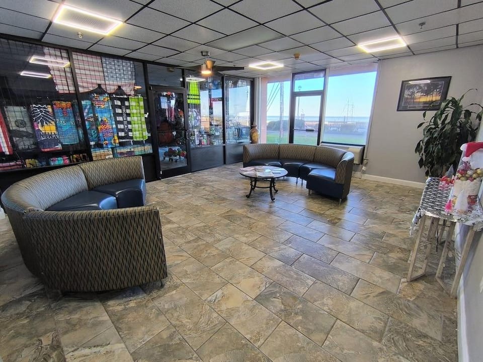 DAYS INN VIRGINIA BEACH - OCEANFRONT Hotel in Virginia Beach