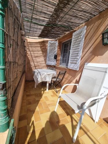 Logement equipe Hotel in Grimaud