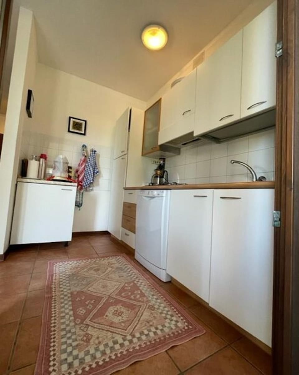 Charming villa with swimming pool in Albarella Island by Beahost Rentals Resort in Isola Albarella