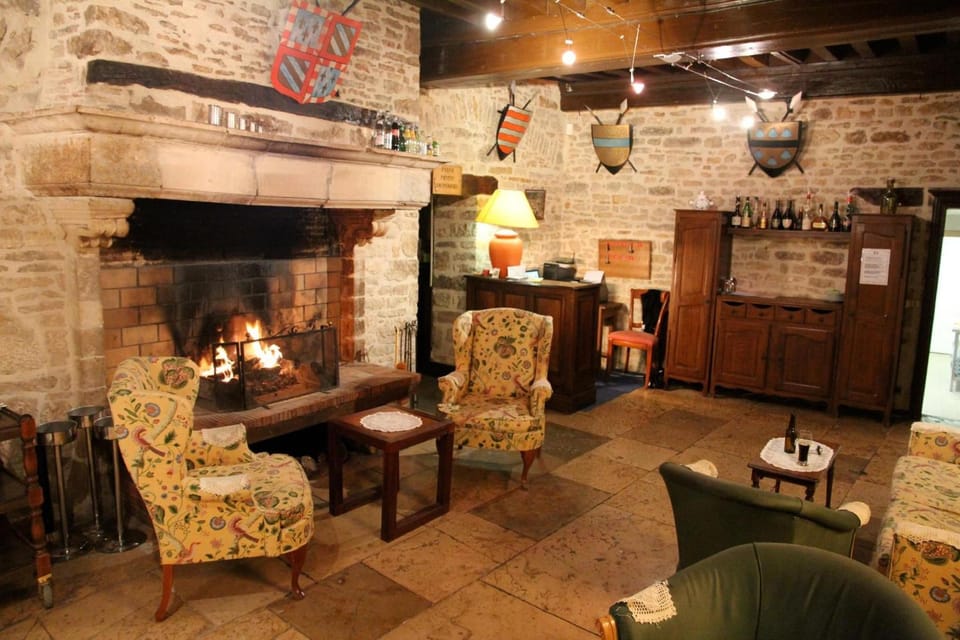 Hostellerie Du Chateau Hotel in Bourgogne-Franche-Comté