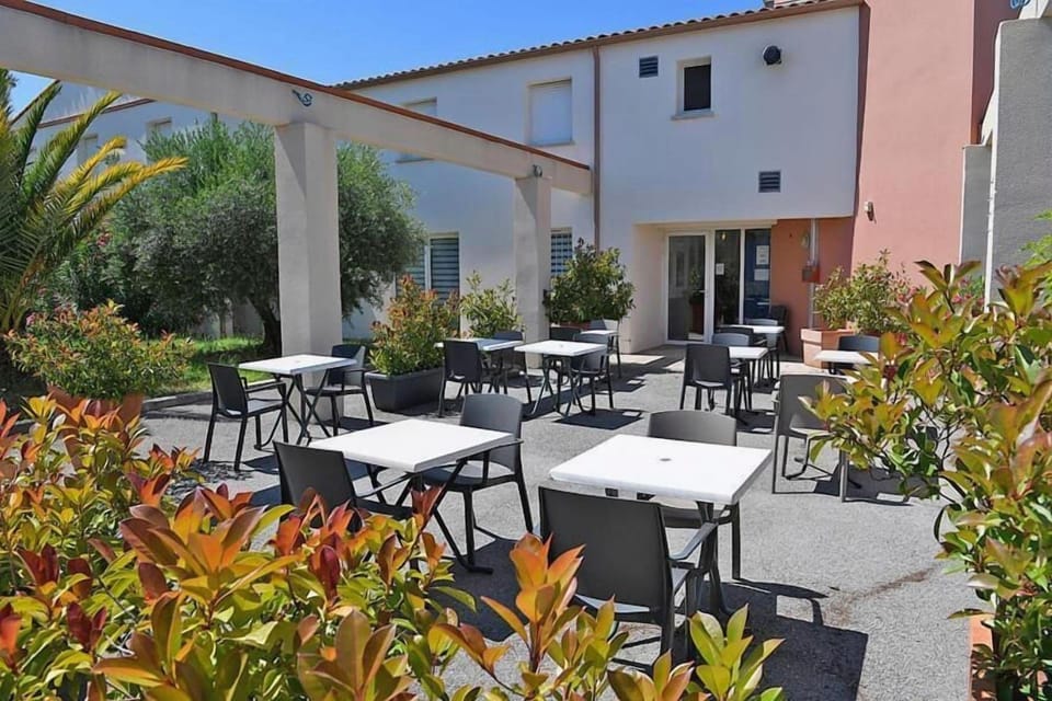 Brit Hotel Clermont-lʼHerault Hotel in Occitanie