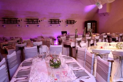 Logis Hotel Restaurant Le Domaine de l'Eau Vive Hotel in Provence-Alpes-Côte d'Azur