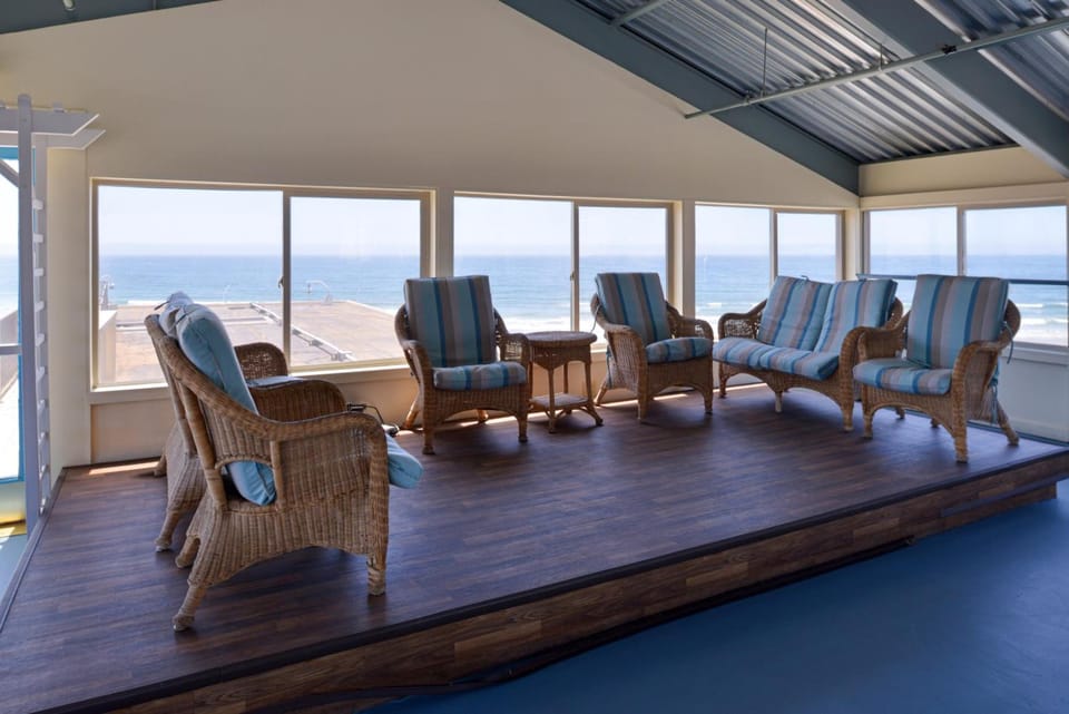 Edgewater Inn and Suites Hotel in Pismo Beach