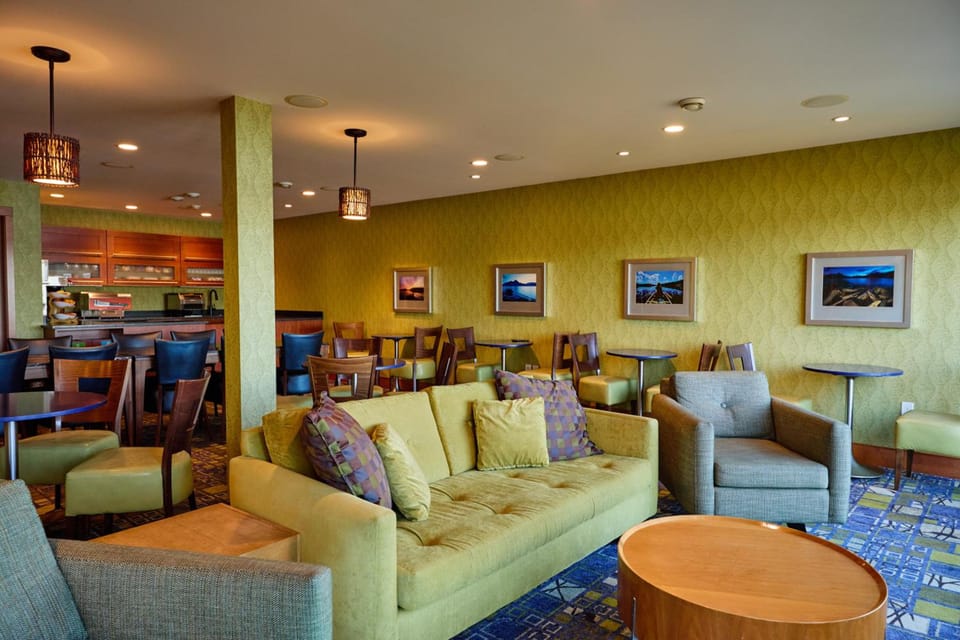 Inn on the Harbour Hotel in Prince Rupert