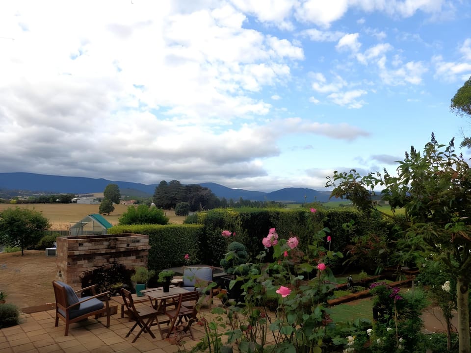 Willow Lodge Hotel in Tasmania