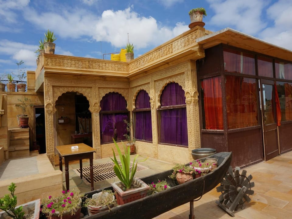Hotel Shahi Palace - Jaisalmer Hotel in Sindh