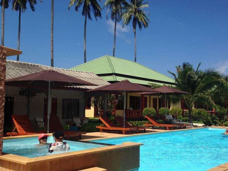 Swimming pool