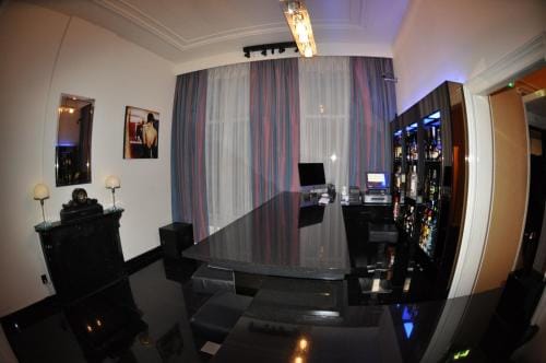 Budget Hotel Le Beau Rivage Hotel in Middelburg