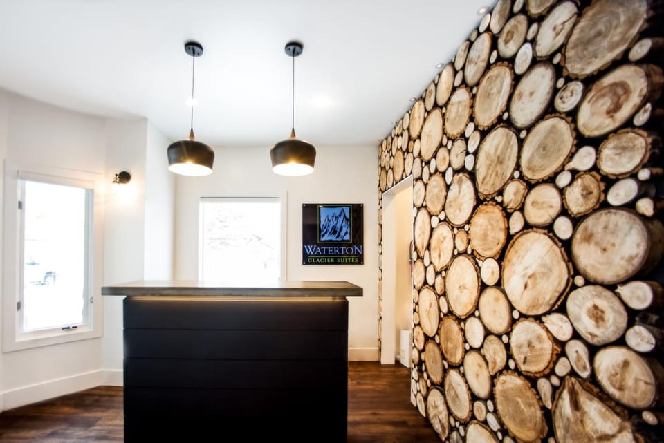 Waterton Glacier Suites Hotel in Alberta