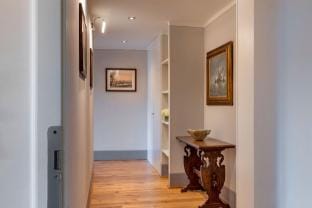Impressive 4 bedroom apartment in front of Pitti Palace. Piazza Pitti I Hotel in Florence