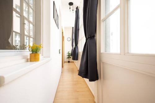 Apartments an der Oper - Innenstadt - Zentral - Kuche - Wifi - Powered by Ko-Living Hotel in Halle Saale