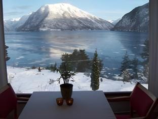 Dragsvik Fjordhotel Hotel in Vestland