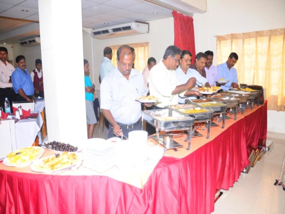 Gnanams Hotel Hotel in Sri Lanka