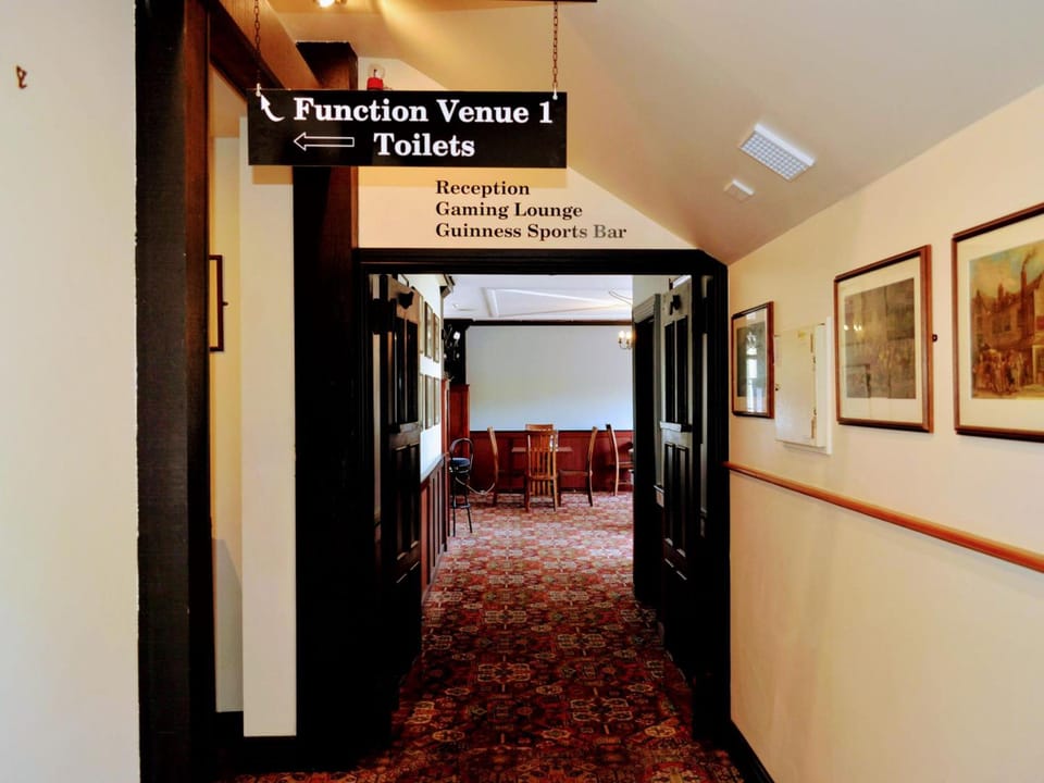 The Salty Dog Inn Motel in Auckland Region