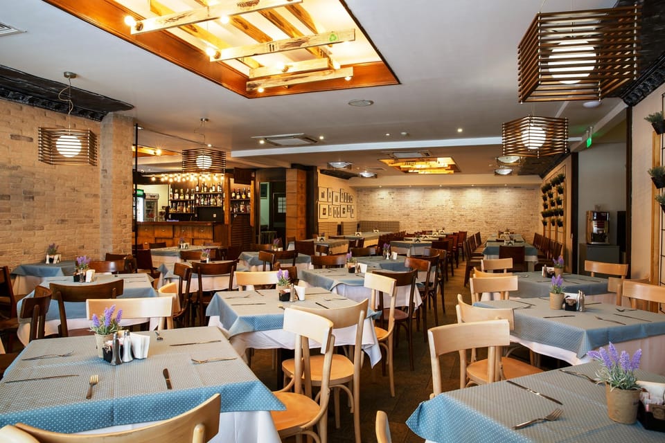 Casa Karina Ski&Wellness Hotel  Hotel in Bansko