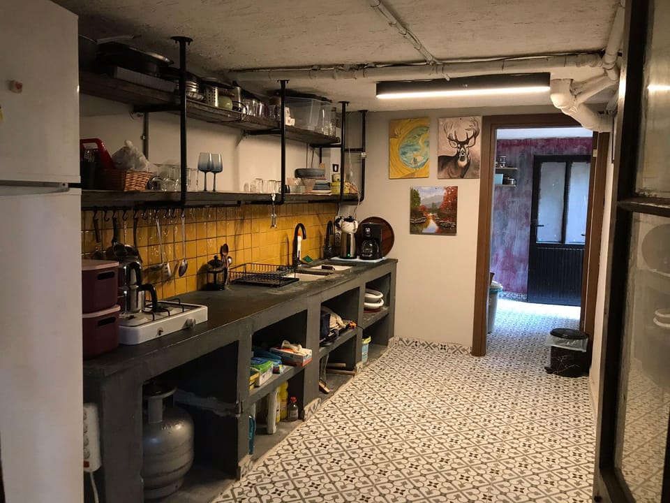 Titan House Hostel Hostel in Izmir