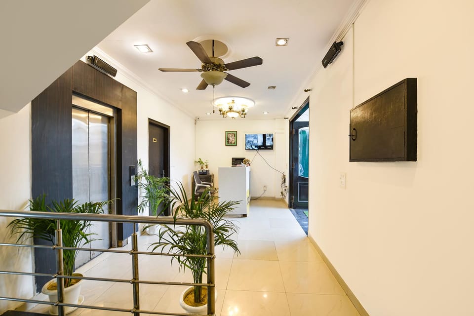 FabHotel Velvet Suites Hotel in Gurugram