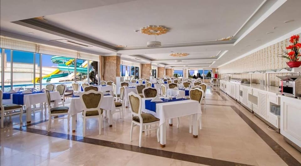 SL La Perla Hotel Kemer Resort in Antalya Province