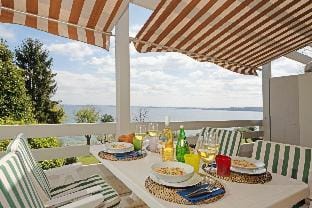 Il Melagrano A11 by Wonderful Italy Hotel in Lake Garda