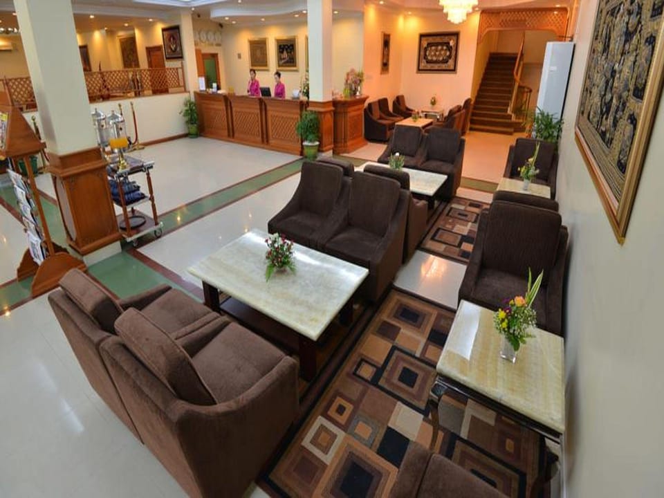 Grand Palace Hotel Hotel in Asia