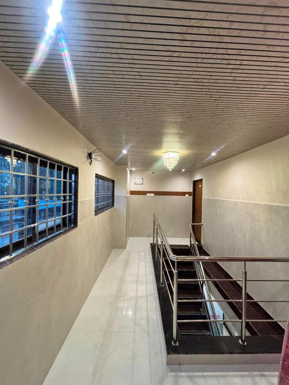 HOTEL VISHWADARSHAN  Hotel in Maharashtra