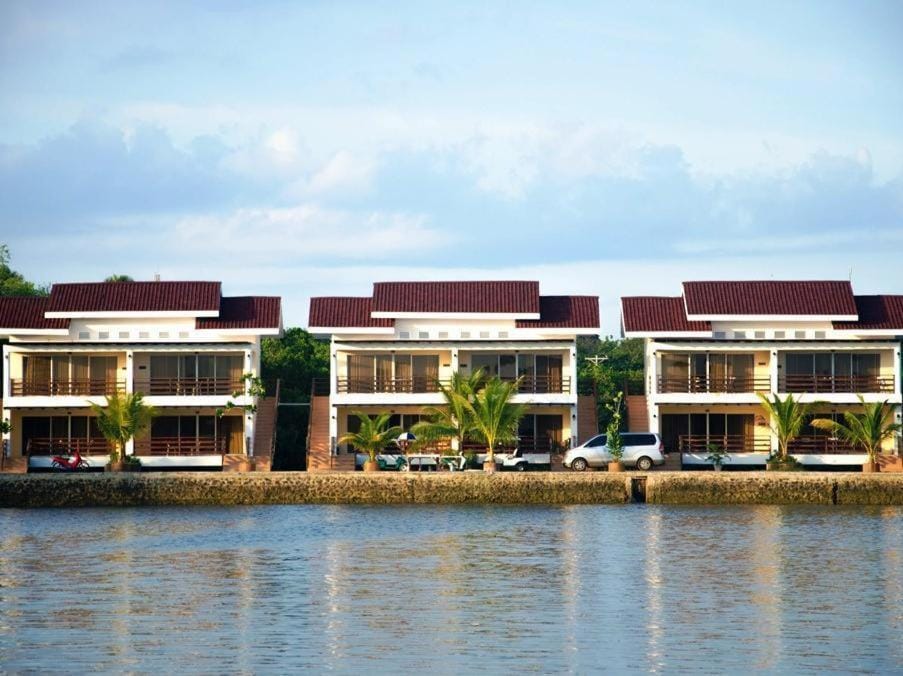 Papakit's Marina and Fishing Lagoon powered by Cocotel Resort in Central Visayas