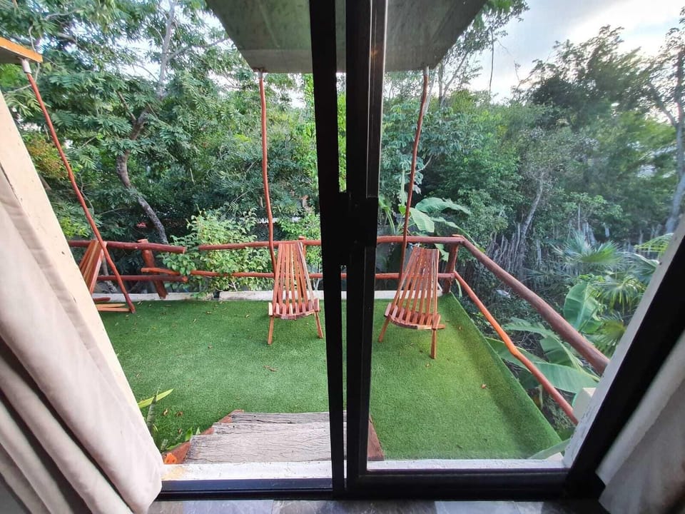 Simple Stays Tulum Hotel Capsule hotel in Tulum