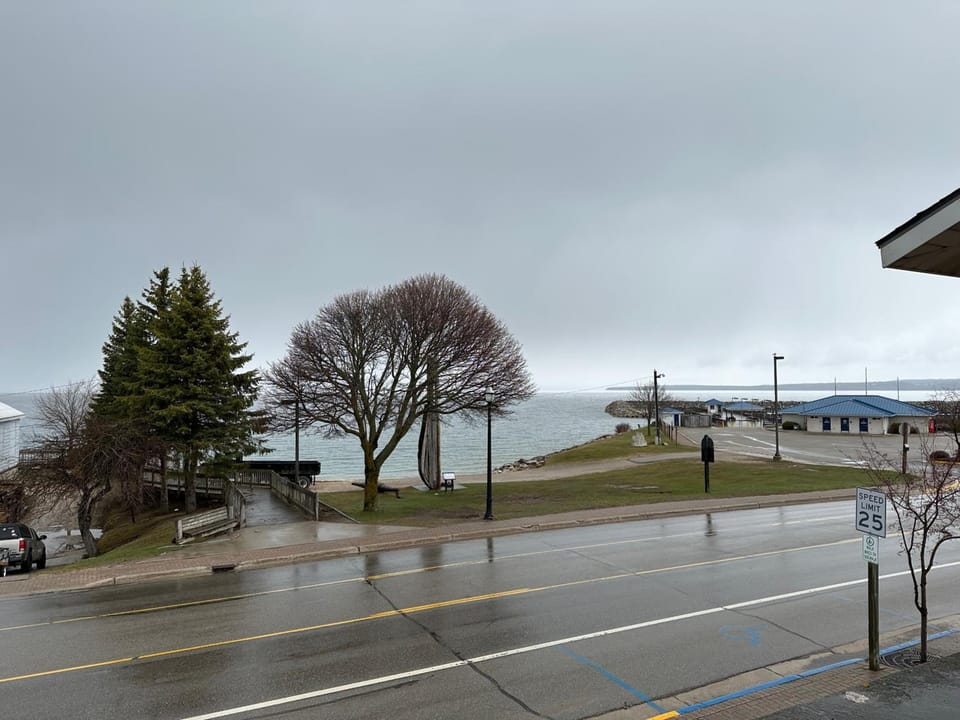 Bayside Inn Motel in Saint Ignace