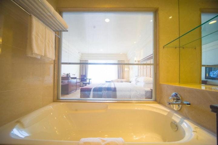 Ramada by Wyndham Chengdu North Hotel in Chengdu