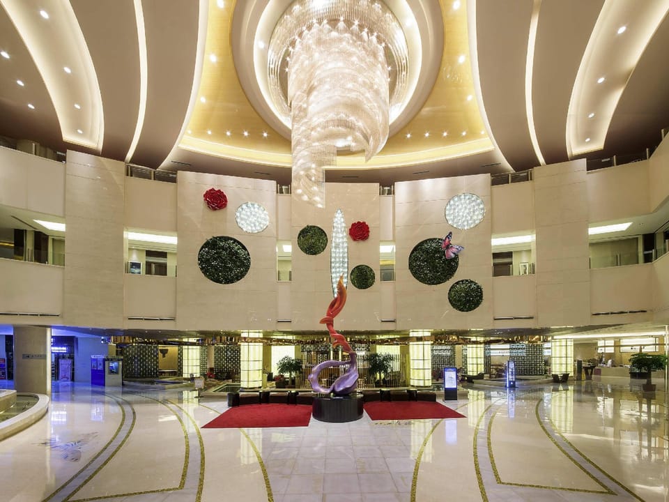 Pullman Linyi Lushang Hotel Hotel in Jiangsu