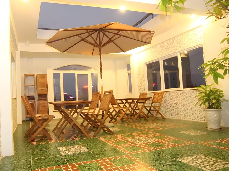 Omega Da Nang Beach Hotel Hotel in Da Nang