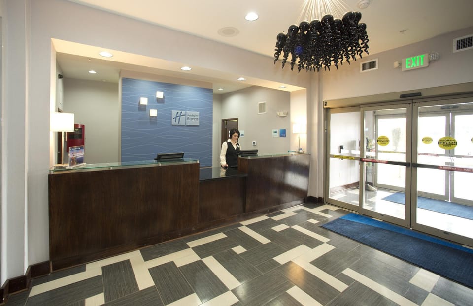 Holiday Inn Express Hotel And Suites Morrilton By IHG Hotel in Arkansas