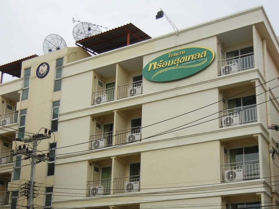 Phromsuk Hotel Ayutthaya Hotel in Laos