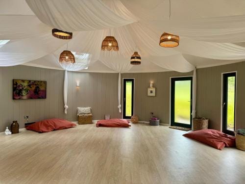 Riverside Cabins Lodge in Wales