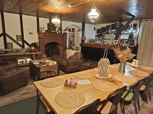 AU DETOUR DU MONT Chambres d'hotes Hotel in Brittany