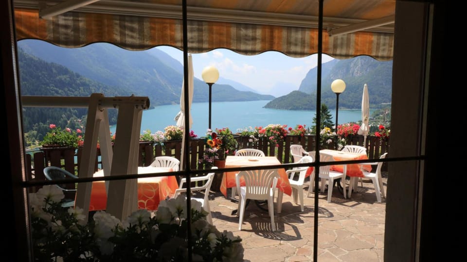 Hotel Aurora Hotel in Molveno