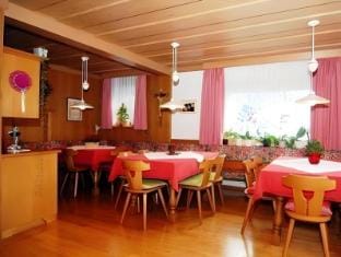 Apartments Kranebitt Hotel in Trentino-South Tyrol