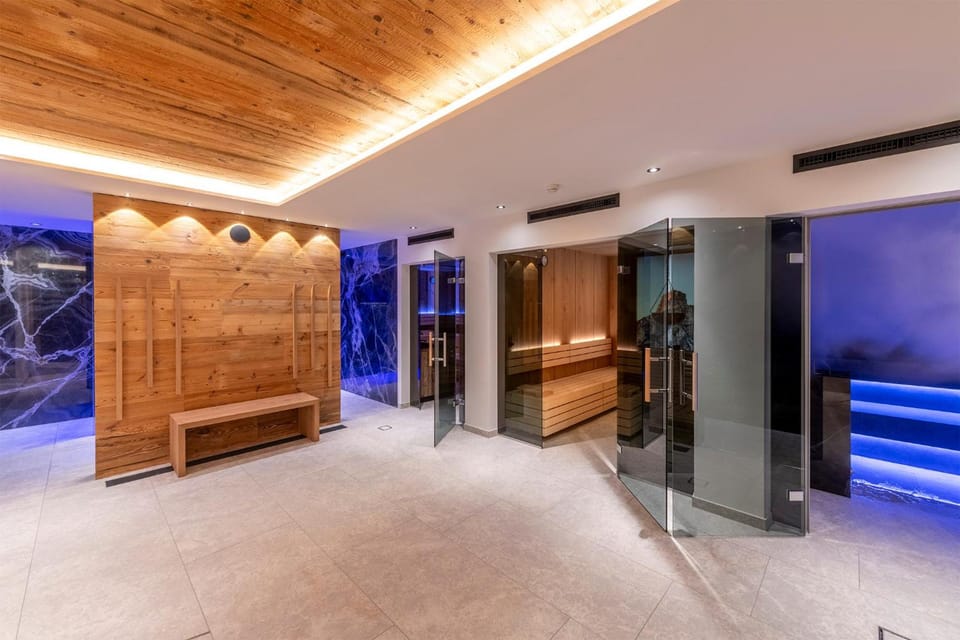 Hotel Arkadia - "Adults Only" Hotel in Corvara