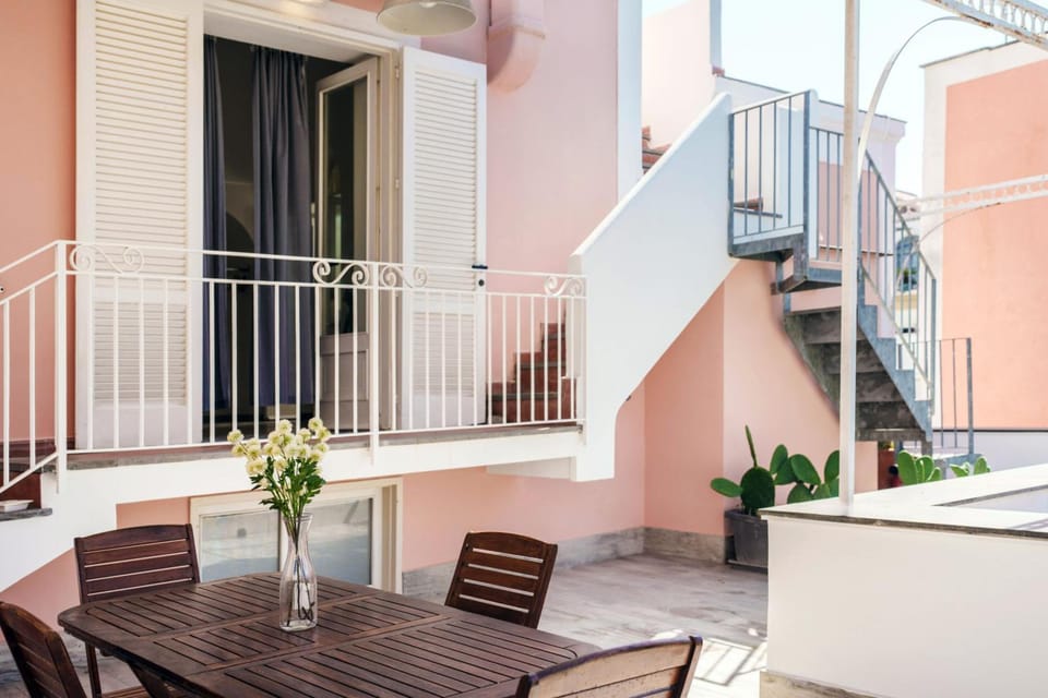 Gioia 13 Rooms & Apartments Hotel in Campania