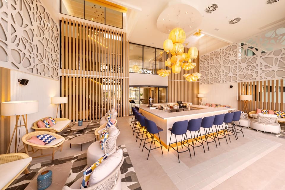 Bar/lounge