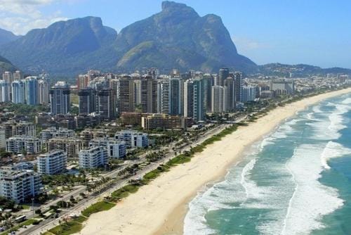 Quarto c/ Banheiro proximo a Praia da Barra da Tijuca Hotel in Rio de Janeiro