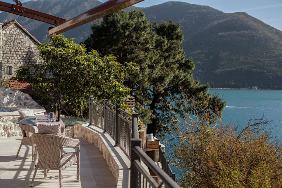 Step to Kotor bay Perast Hotel in Kotor Municipality