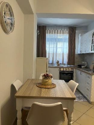 I do not accept reservations, cancel if you book Hotel in Montenegro