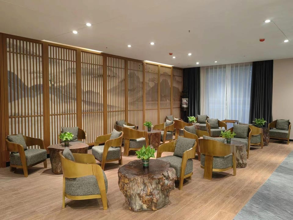 Wudang Donglaiyizhan Hotel in Hubei