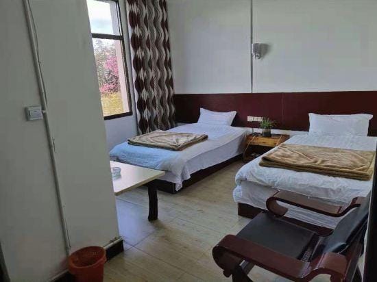 Duoyishu Veteran Inn Hotel in China