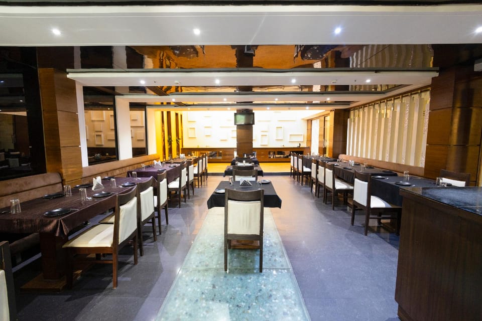 Hotel Sahib’s Lighthouse -Family & Corporate hotel Hotel in Agra