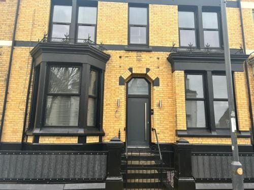128 Anfield Road Hotel in Liverpool