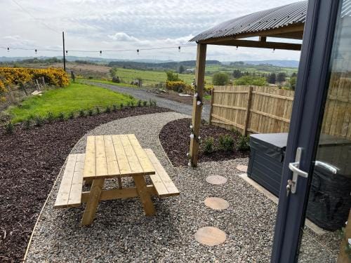 Redfox Shepherds hut and private hot tub Lodge in Northern Ireland