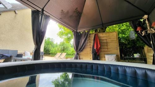 VILLA RAFFAELLA Hotel in Auvergne-Rhône-Alpes