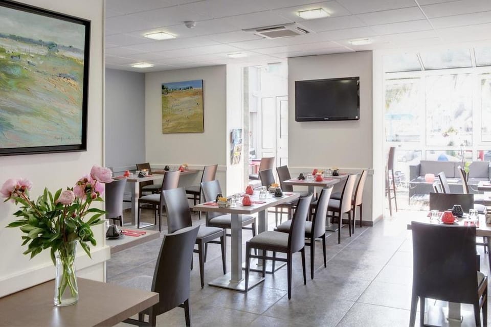 Hotel Le Benhuyc Hotel in Brittany